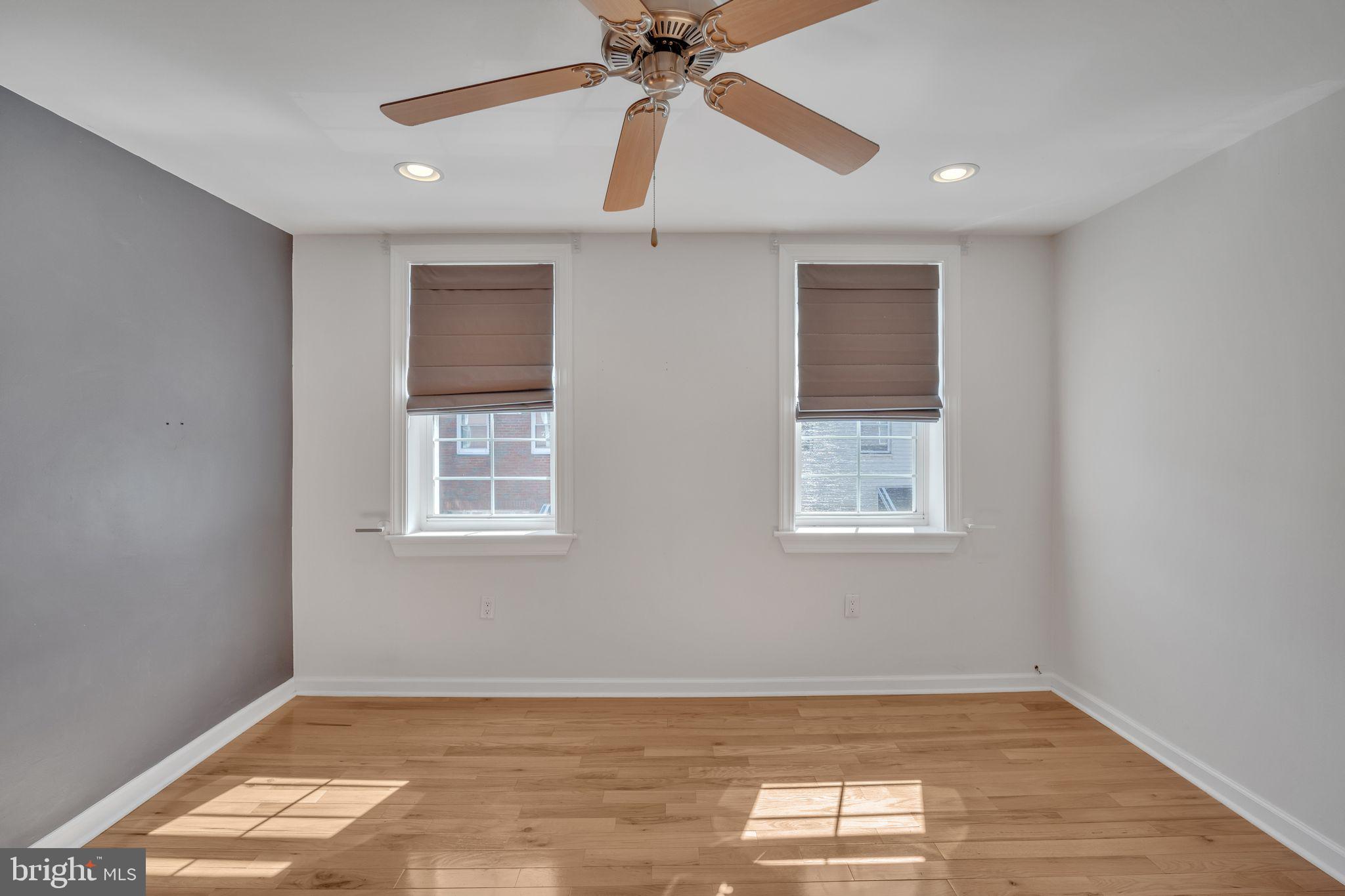 1915 Fitzgerald Street Philadelphia, PA 19145 - Photo 15 of 24