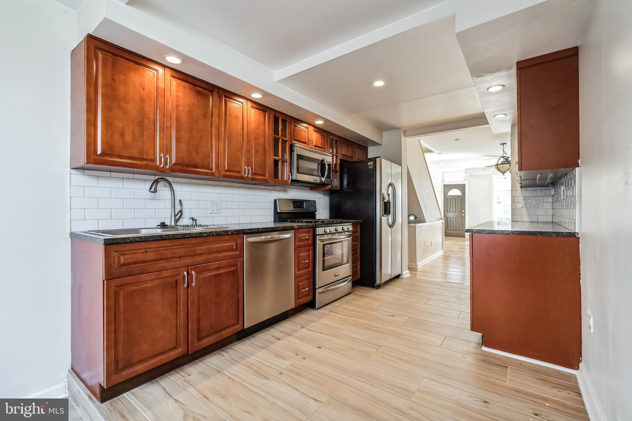 1915 Fitzgerald Street Philadelphia, PA 19145 - Photo 9 of 24