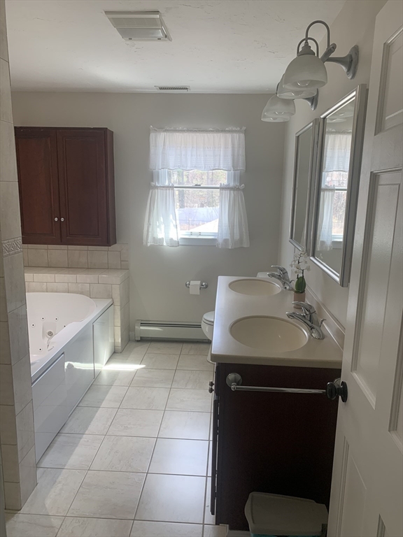 47 Farmington Road Nashua, NH 03060 - Photo 24 of 37 Gallery Image 24
