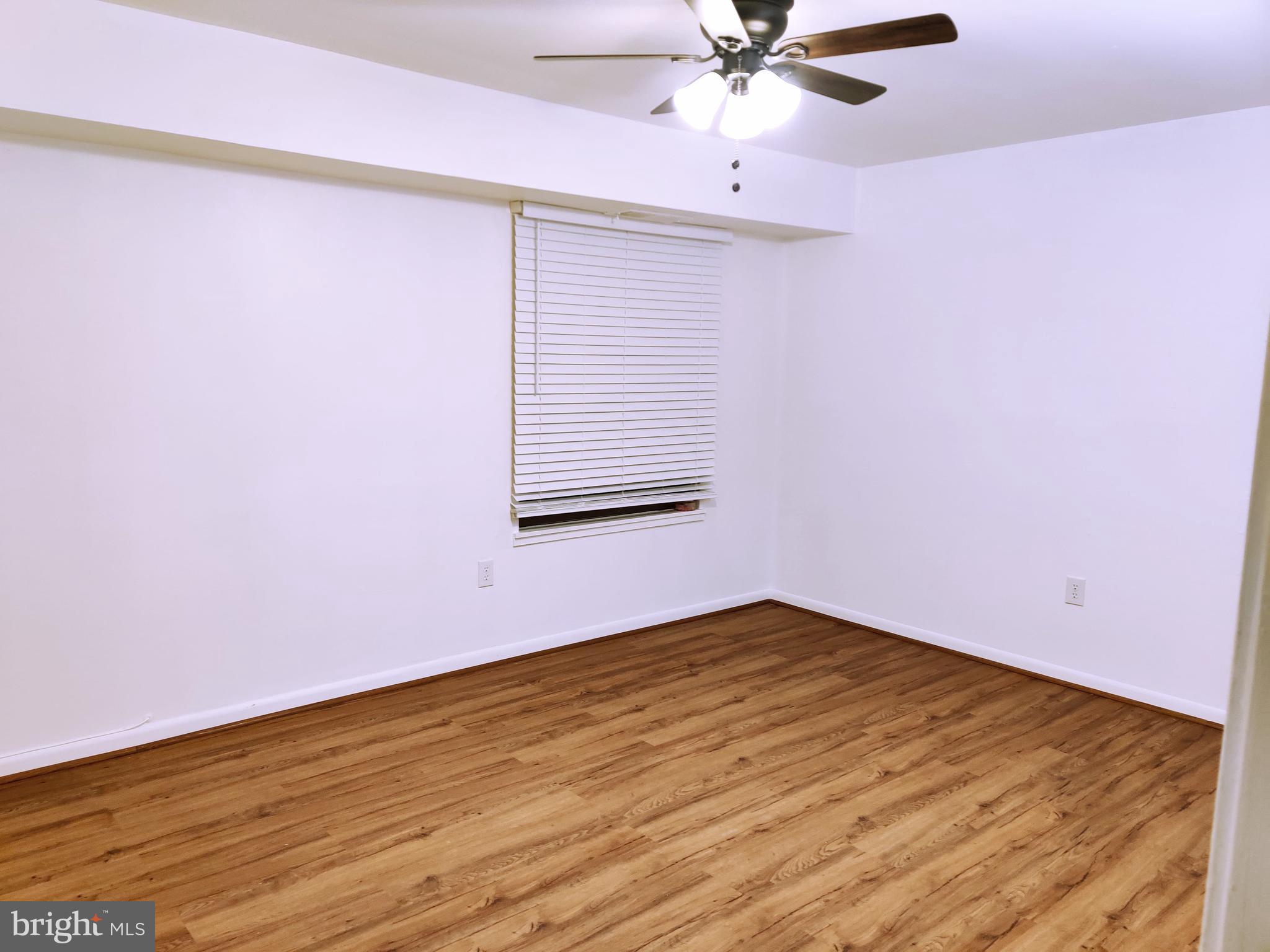 9627 White Acre Road Columbia, MD 21045 - Photo 4 of 18
