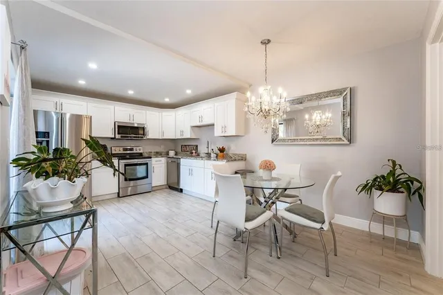 $2,400 | 5287 Cypress Court, Unit 724, Orlando, FL 32811