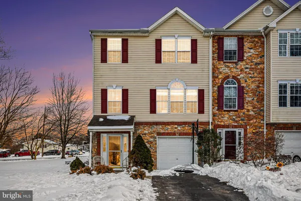 $327,990 | 16881 Roosevelt Lane, Shrewsbury, PA 17361