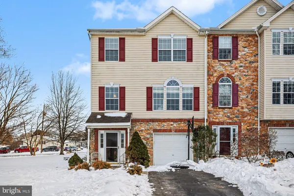 $327,990 | 16881 Roosevelt Lane, Shrewsbury, PA 17361