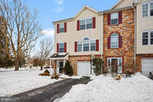 $327,990 | 16881 Roosevelt Lane, Shrewsbury, PA 17361
