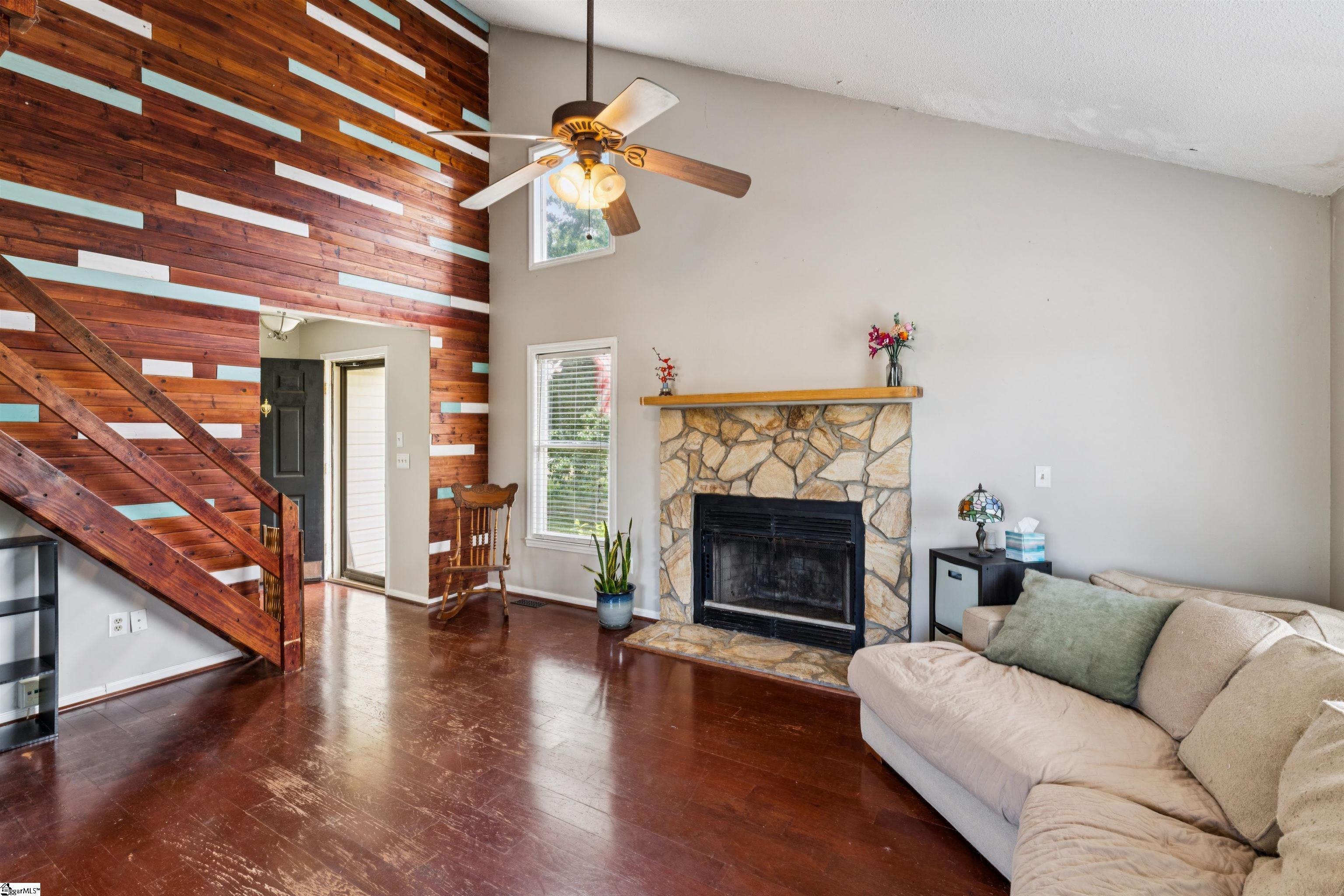713 Jameson Road Easley, SC 29640 - Photo 4 of 41