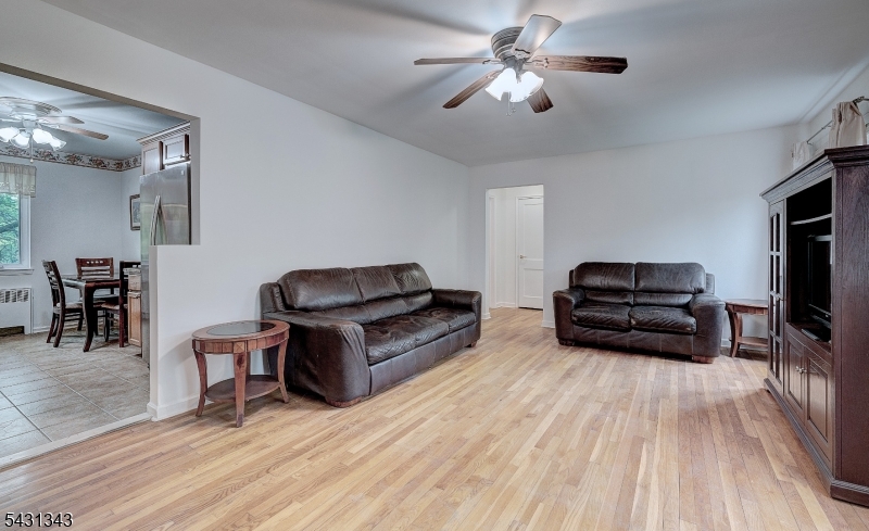 57 Troy Drive Springfield, NJ 07081 - Photo 4 of 11