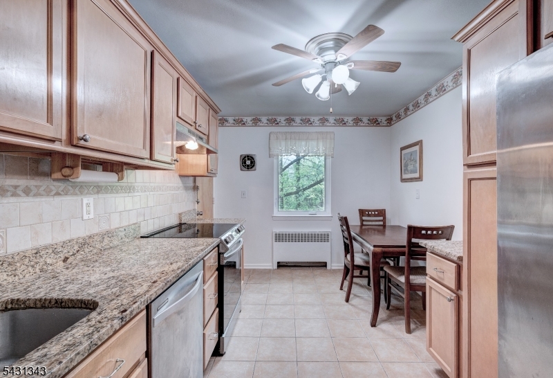 57 Troy Drive Springfield, NJ 07081 - Photo 6 of 11