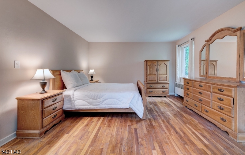57 Troy Drive Springfield, NJ 07081 - Photo 7 of 11