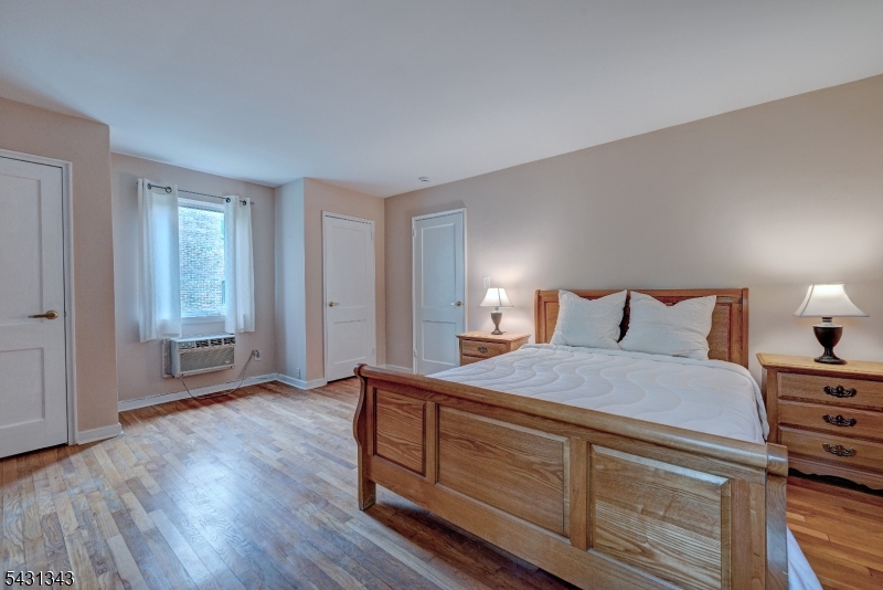 57 Troy Drive Springfield, NJ 07081 - Photo 9 of 11