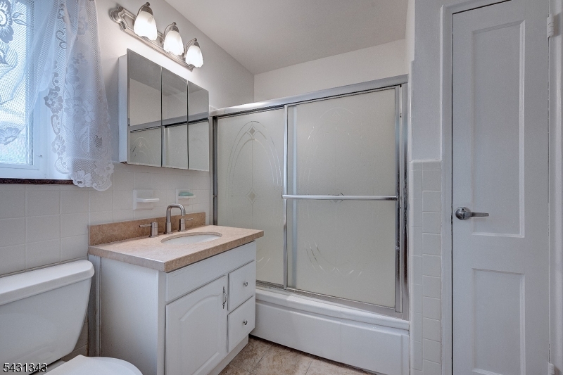 57 Troy Drive Springfield, NJ 07081 - Photo 10 of 11