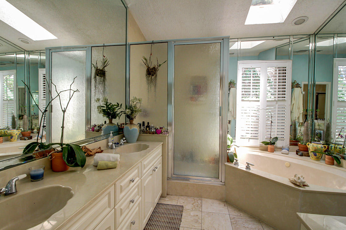 1320 Southwest 2nd Street Boca Raton, FL 33486 - Photo 14 of 18 1320-SW-2nd-St-(master-bath)