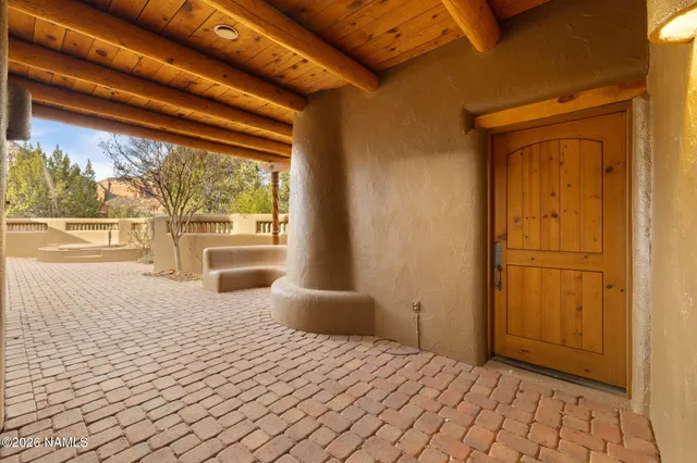 $2,149,000 | 20 Calle Linda Court, Sedona, AZ 86336
