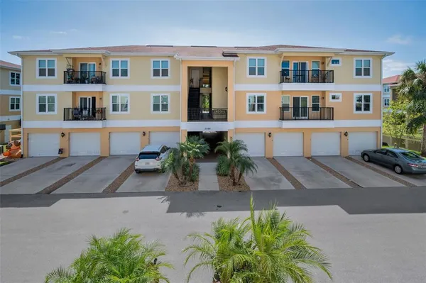 $249,000 | 5064 Royal Palms Way, Unit 204, New Port Richey, FL 34652