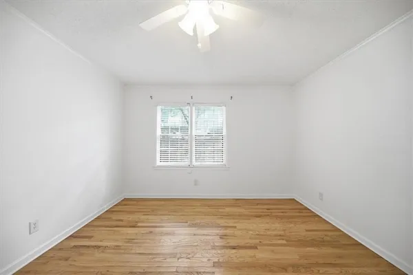 $240,000 | 26 Arpege Way Northwest, Atlanta, GA 30327