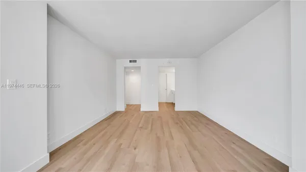 $5,274 | 555 Northeast 34th Street, Unit 704, Miami, FL 33137