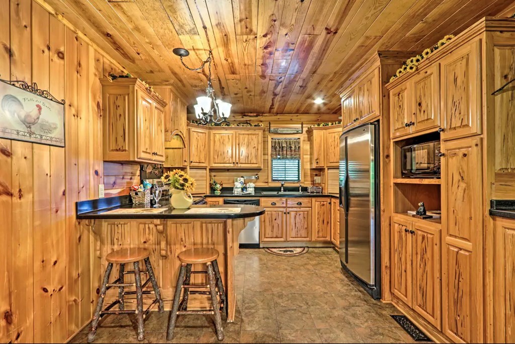 1910 Pittman Center Road Sevierville, TN 37876 - Photo 13 of 41
