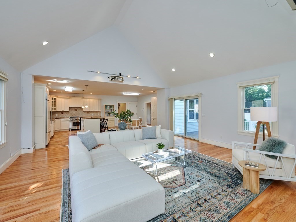 20 Garland Road Newton, MA 02459 - Photo 11 of 41 Gallery Image 11