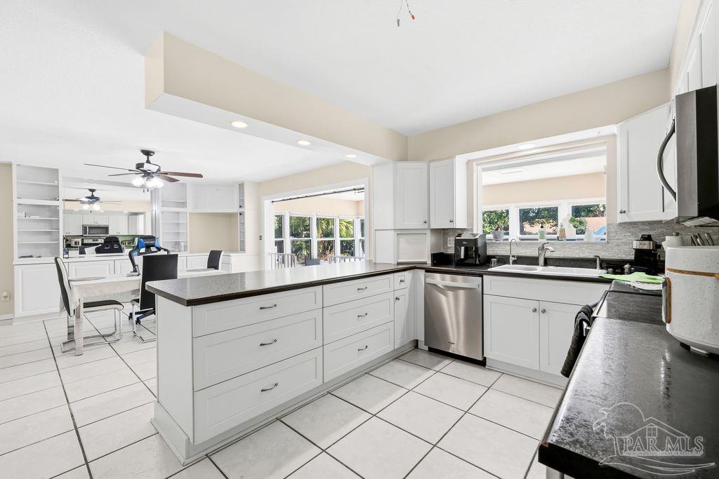 8222 Emperor Road Pensacola, FL 32514 - Photo 14 of 30 Gallery Image 14