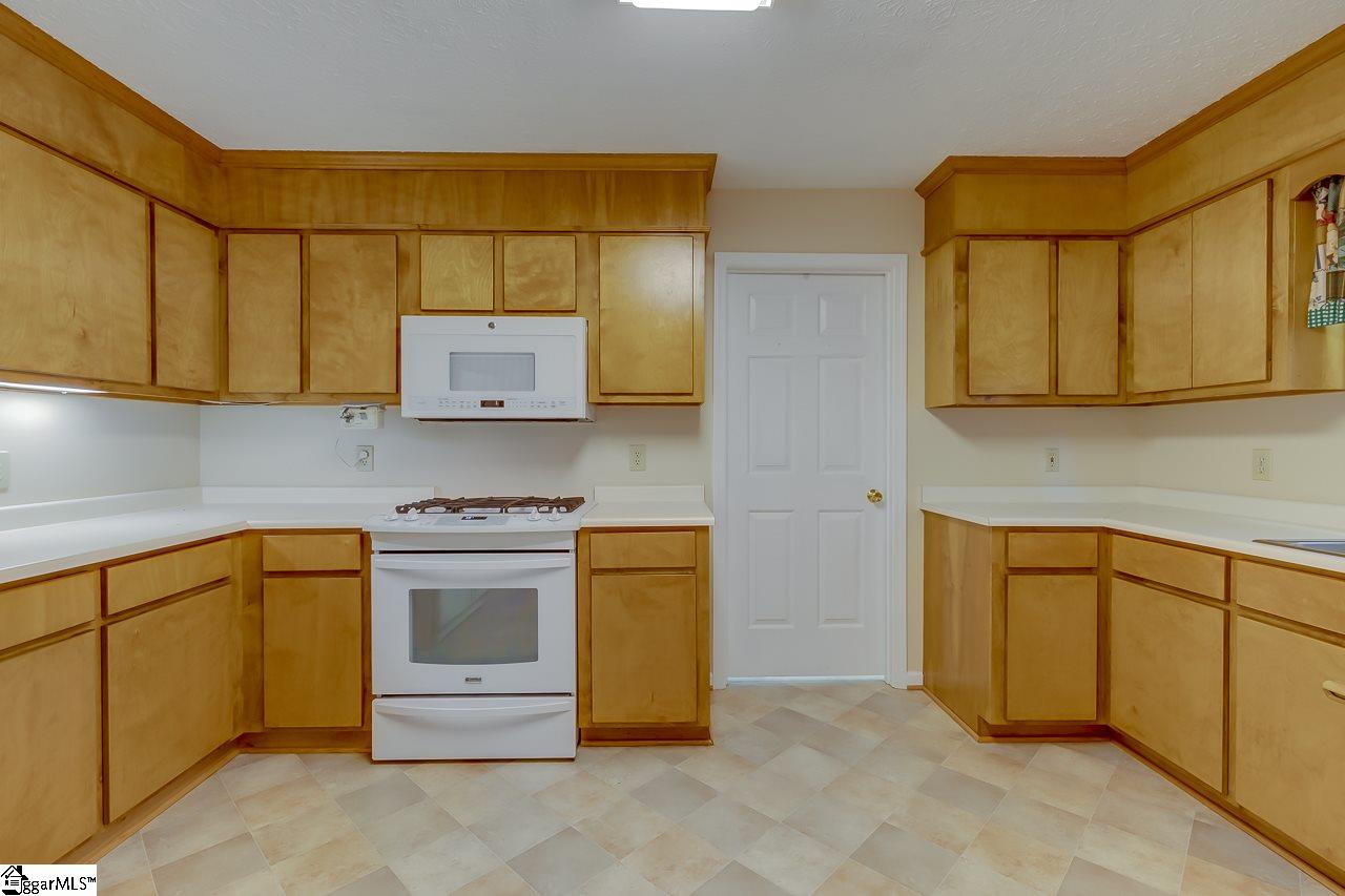 102 Patio Road Easley, SC 29642 - Photo 16 of 36 Gallery Image 16