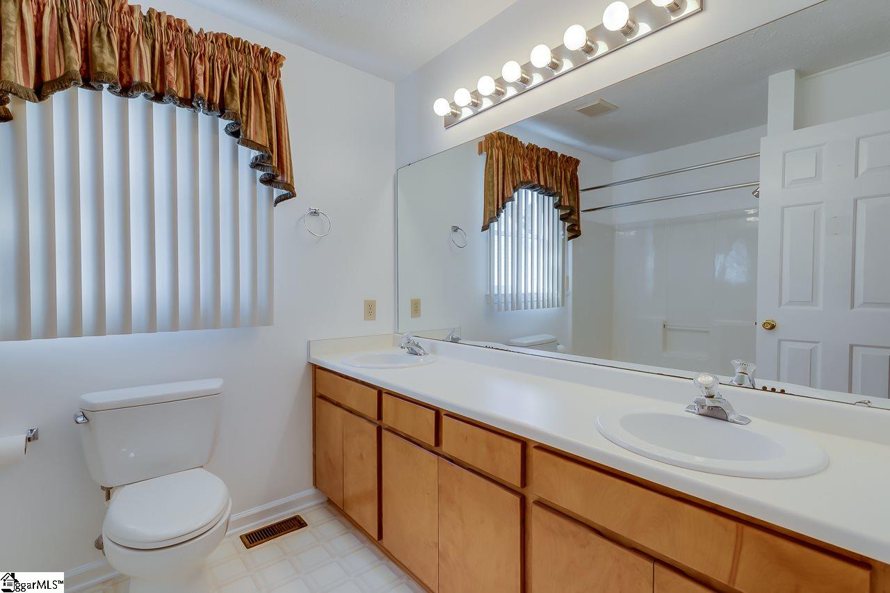 102 Patio Road Easley, SC 29642 - Photo 28 of 36 Gallery Image 28