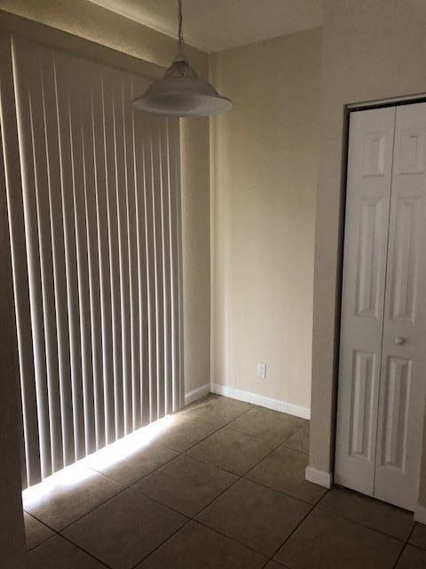 3029 Laurel Ridge Circle Riviera Beach, FL 33404 - Photo 5 of 20 IMG_1320