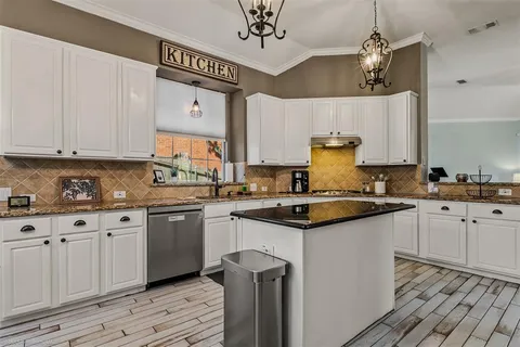 $395,000 | 5344 Lake Mead Trail, Fort Worth, TX 76137