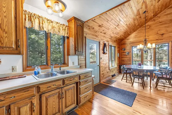 $599,900 | 17235 Lit Archibald Road, Townsend, WI 54175