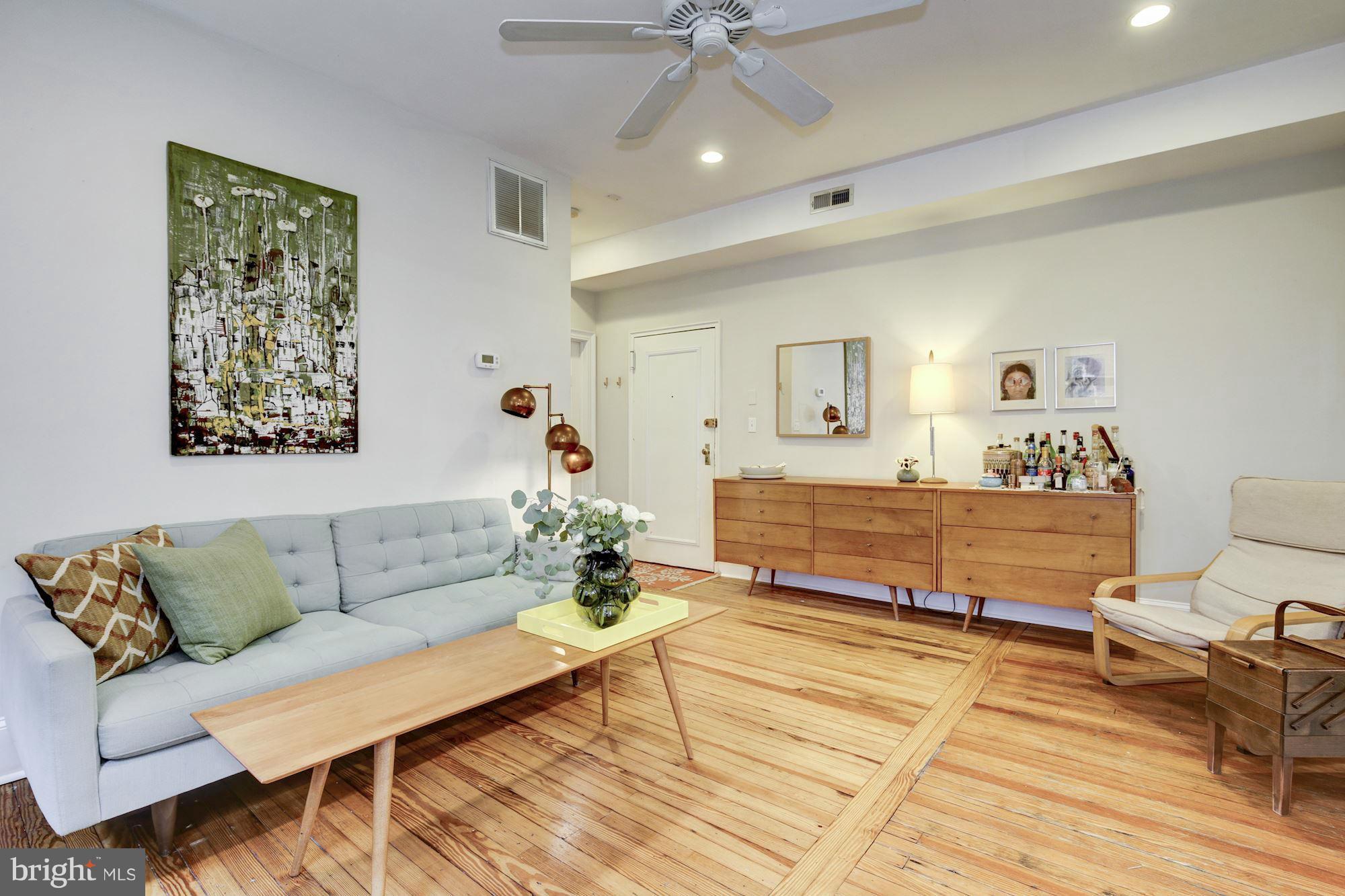 1423 R Street Northwest, Unit 203 Washington, DC 20009 - Photo 6 of 17 Living Room