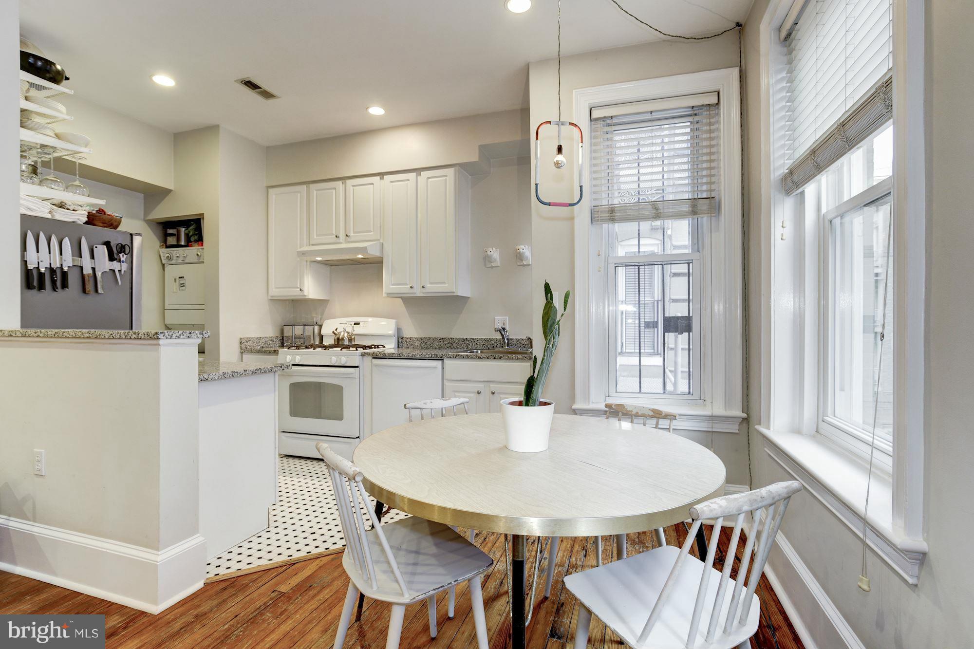1423 R Street Northwest, Unit 203 Washington, DC 20009 - Photo 8 of 17 Dining Room