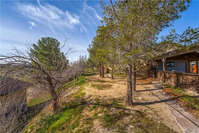 $389,000 | 11815 Ivy Avenue, Hesperia, CA 92345