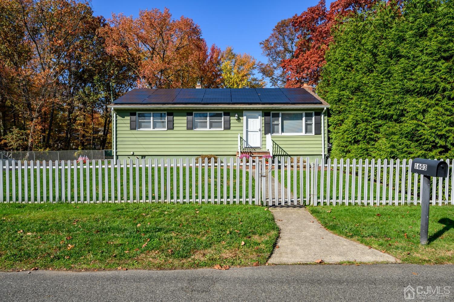 1603 Holly Road North Brunswick, NJ 08902 - Photo 34 of 37 Gallery Image 34