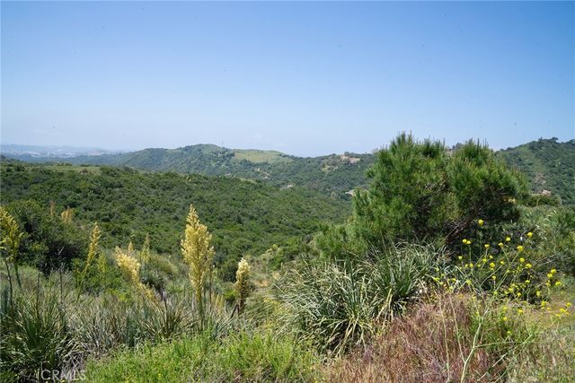 a view of a middle of a house