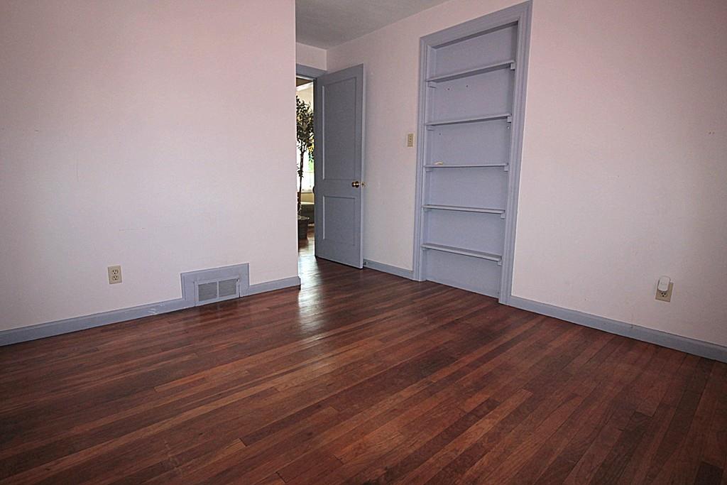 450 Island Pond Road Springfield, MA 01118 - Photo 18 of 41
