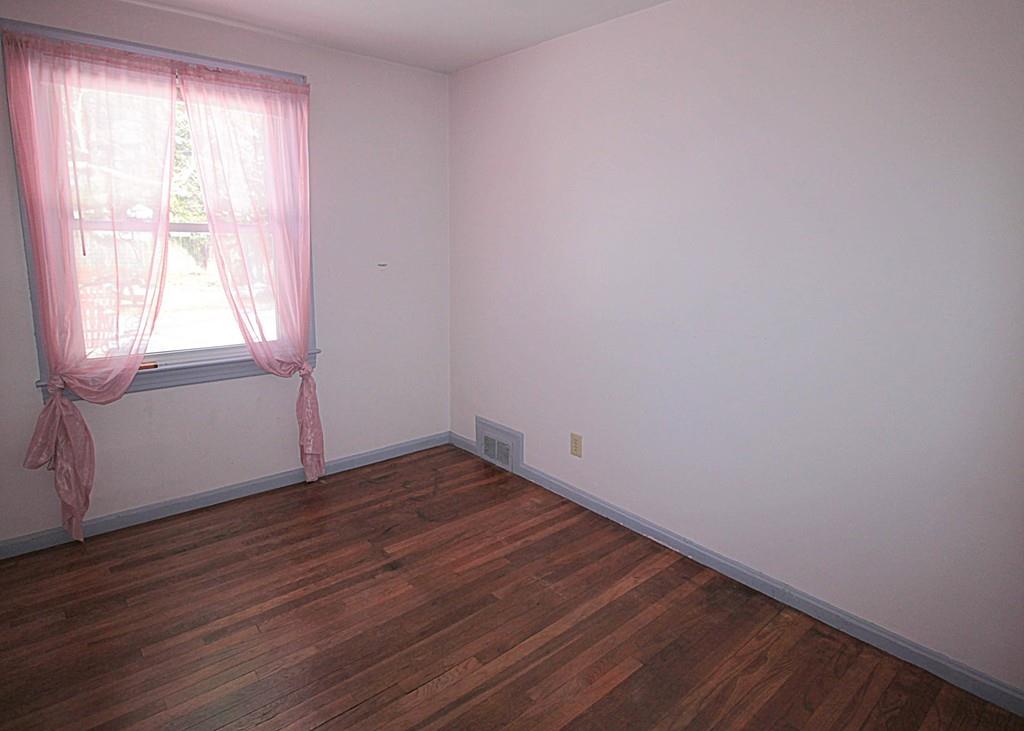450 Island Pond Road Springfield, MA 01118 - Photo 19 of 41