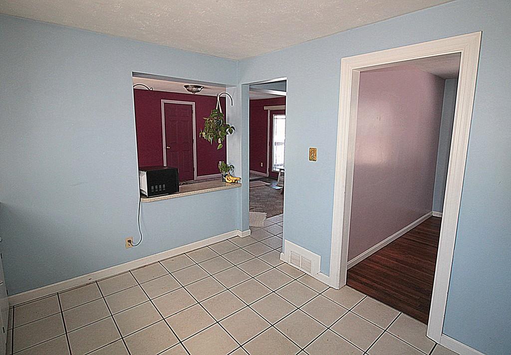 450 Island Pond Road Springfield, MA 01118 - Photo 7 of 41