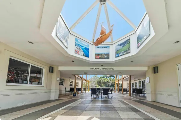 $8,000,000 | 2950 South Flamingo Road, Davie, FL 33330