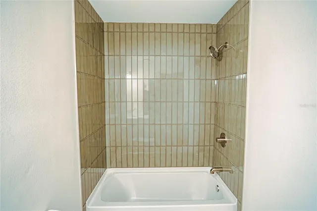 $2,400 | 1262 Jeffords Street, Clearwater, FL 33756