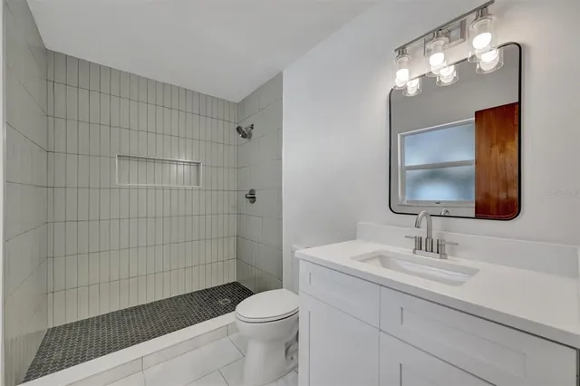 $2,400 | 1262 Jeffords Street, Clearwater, FL 33756