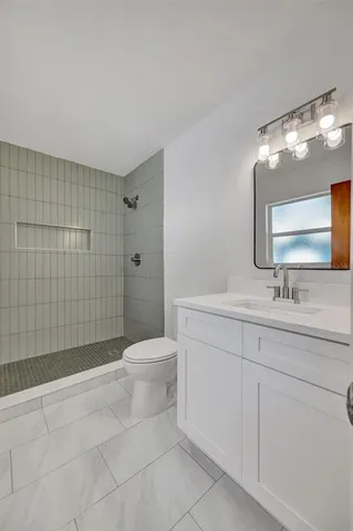 $2,400 | 1262 Jeffords Street, Clearwater, FL 33756