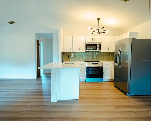 $2,400 | 1262 Jeffords Street, Clearwater, FL 33756