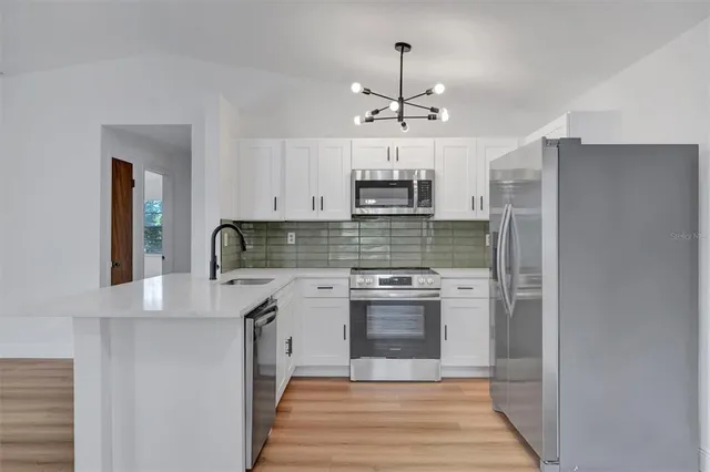 $2,400 | 1262 Jeffords Street, Clearwater, FL 33756