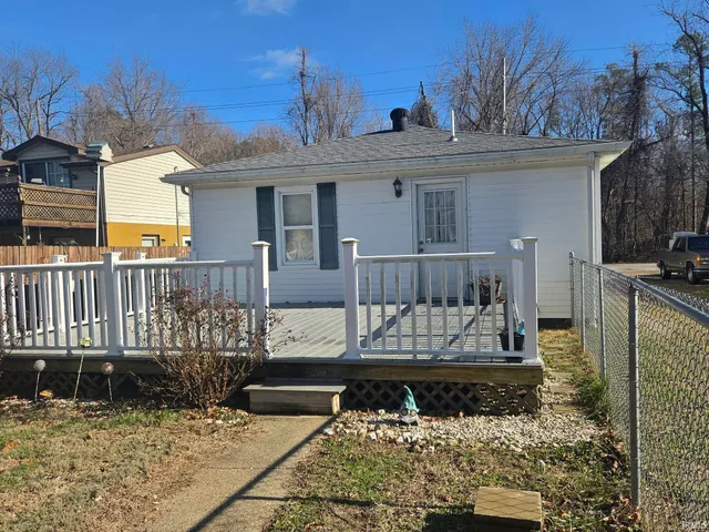 $136,500 | 1299 North Parklane Drive, Boonville, IN 47601