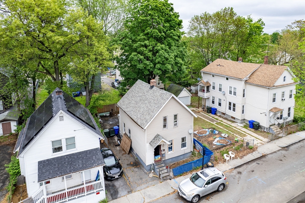 42 Queen Street Springfield, MA 01109 - Photo 6 of 14