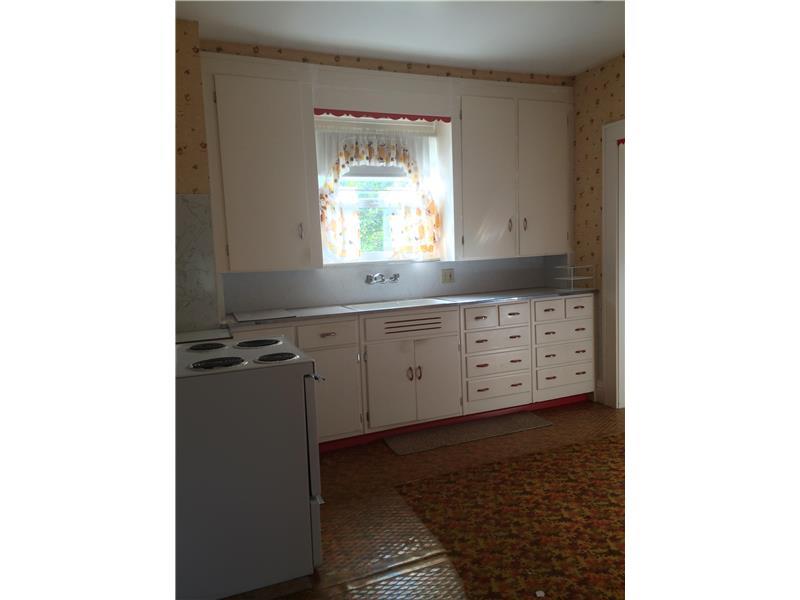1394 Marr Road Pulaski, PA 16143 - Photo 11 of 17 Kitchen.