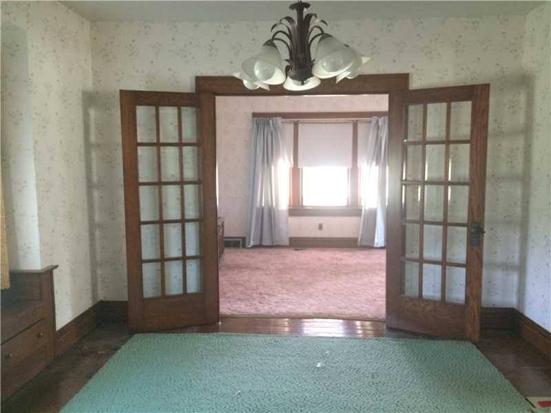 1394 Marr Road Pulaski, PA 16143 - Photo 10 of 17 Living Room.