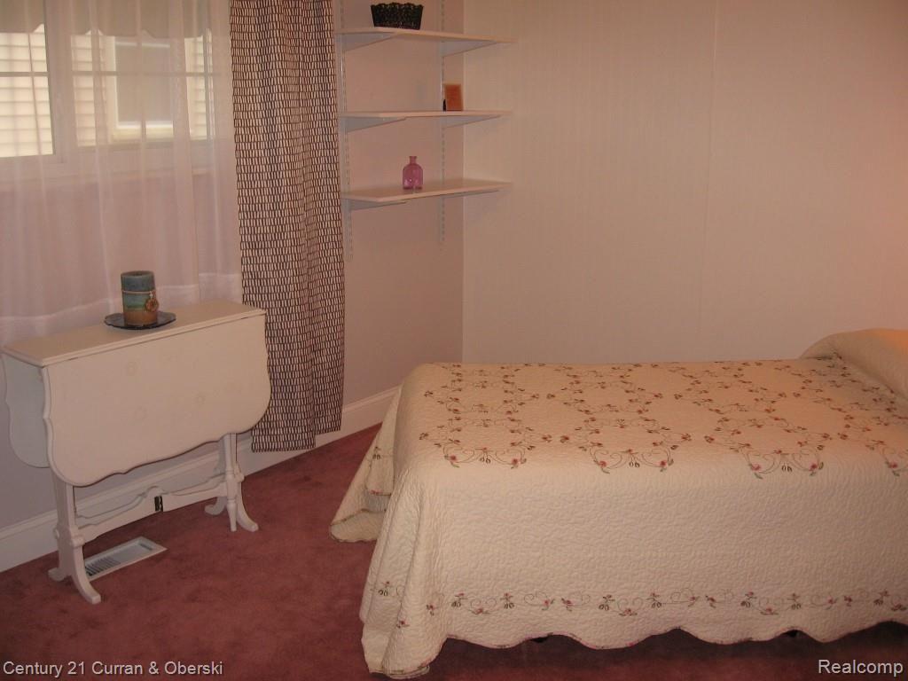 3280 Harvard Road Royal Oak, MI 48073 - Photo 8 of 14