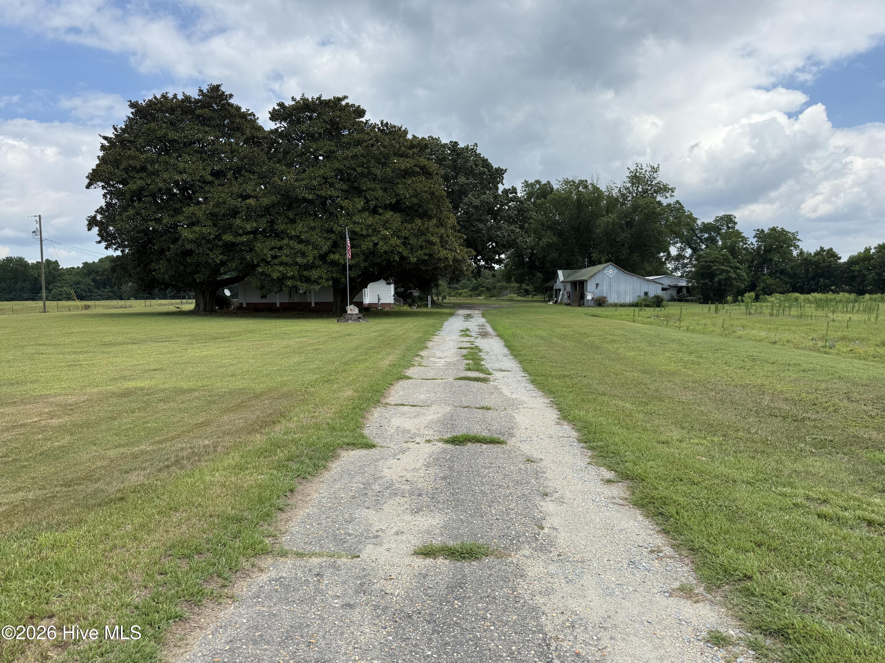 120 Farrior Road Mount Olive, NC 28365 - Photo 2 of 23