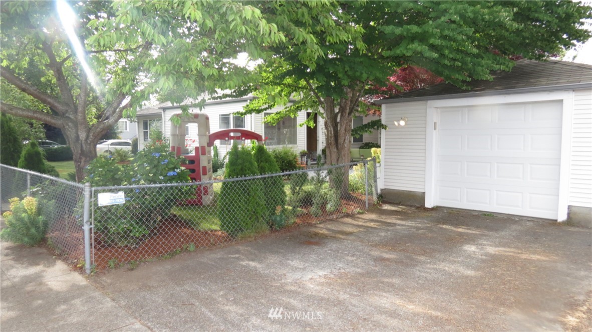 502 Williams Avenue North Renton, WA 98057 - Photo 13 of 16 Gallery Image 13