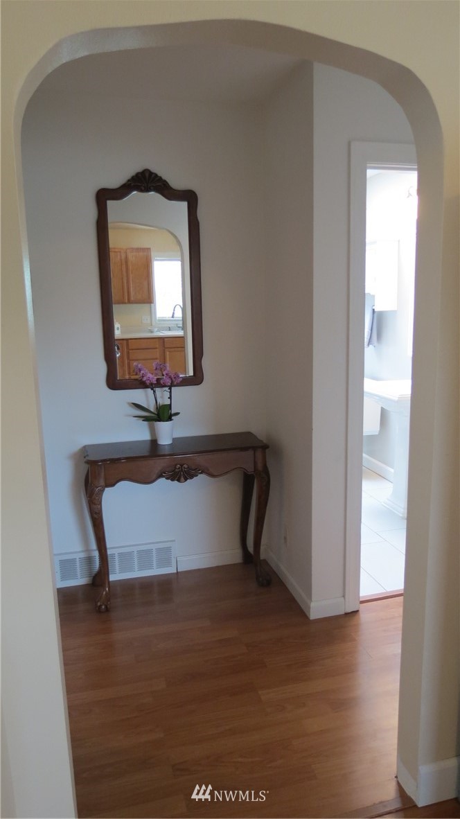 502 Williams Avenue North Renton, WA 98057 - Photo 8 of 16 Gallery Image 8