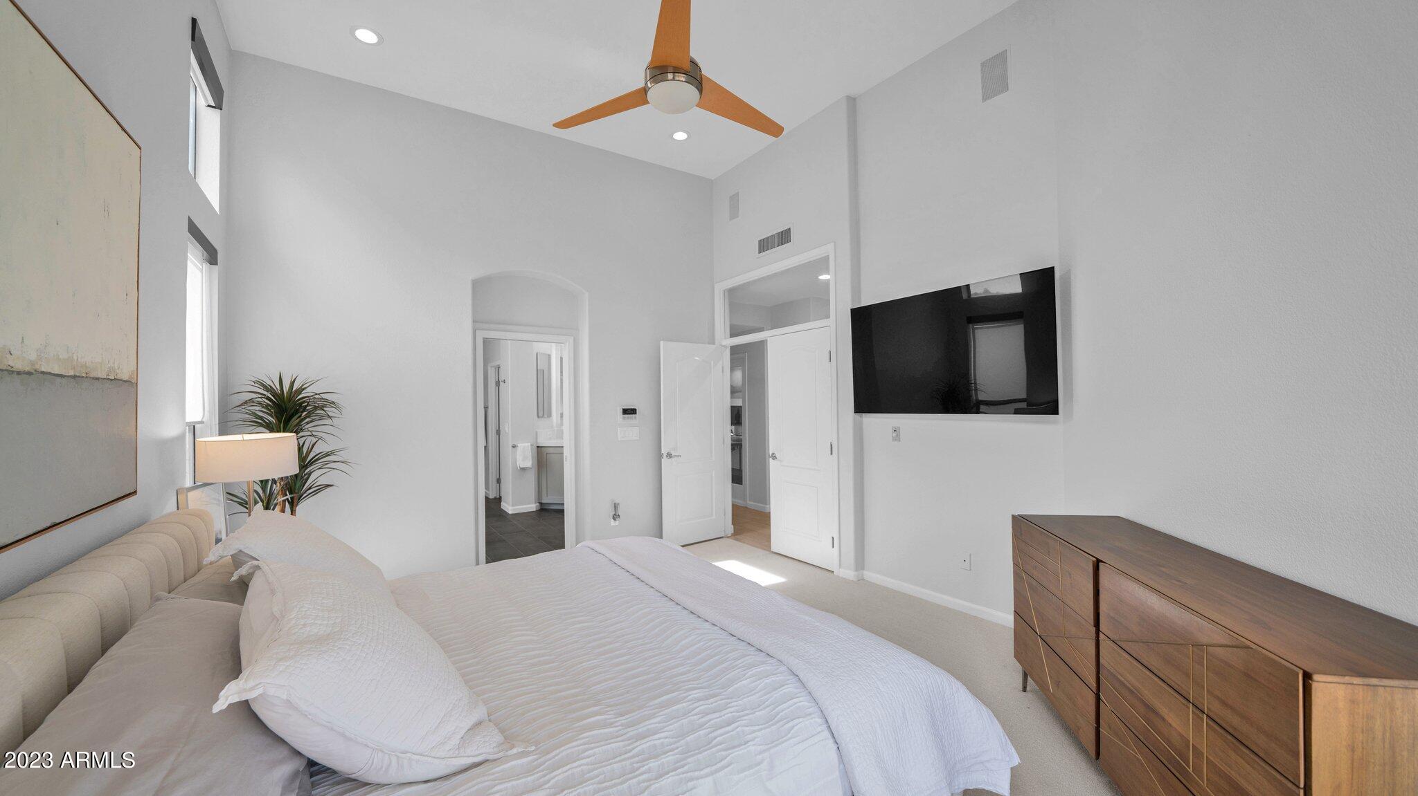 7705 East Doubletree Ranch Road, Unit 33 Scottsdale, AZ 85258 - Photo 20 of 59 MASTER BEDROOM